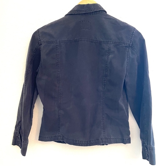 LUCKY BRAND Lightweight/Distressed Navy Cropped Jacket with Epaulets. - Picture 5 of 7